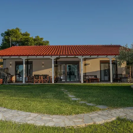 Serenity Estate Holiday home *