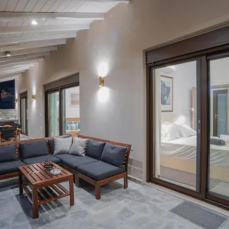 Serenity Estate Holiday home *