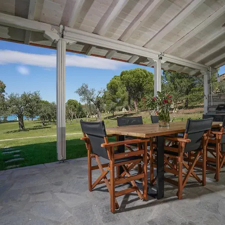 Serenity Estate Holiday home *