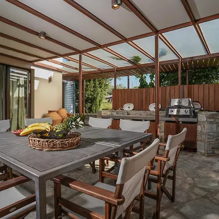 Serenity Estate Holiday home