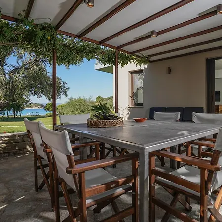 Serenity Estate Holiday home
