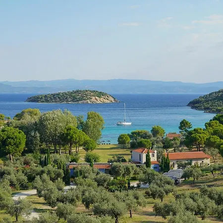 Serenity Estate Дом отдыха Ормос-Панайяс